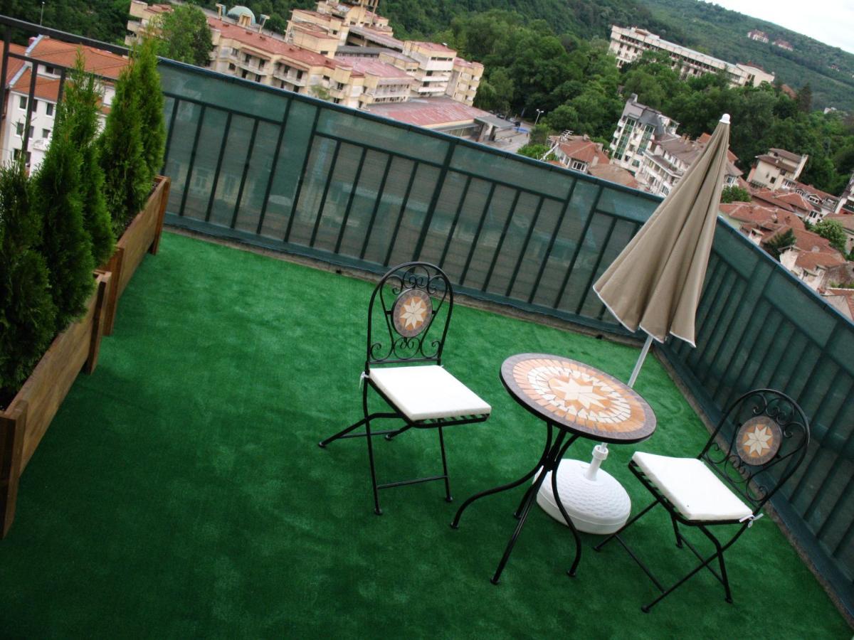 Leon Rent Studio 8 Veliko Tŭrnovo Exterior photo